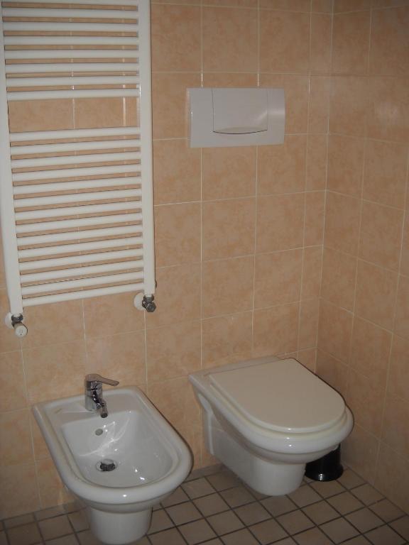 Le Camere Dell'Ancora Monzambano Exterior photo