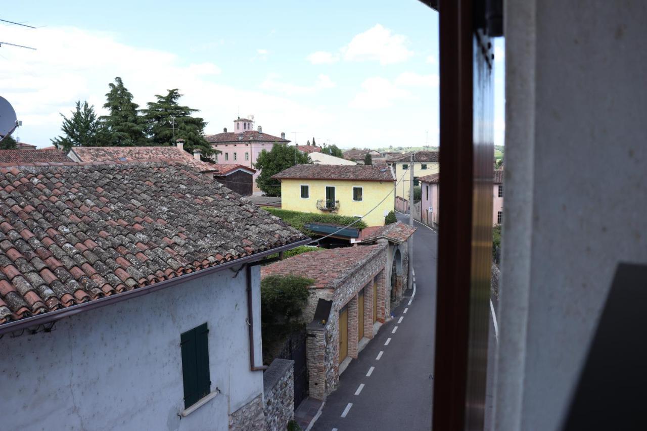Le Camere Dell'Ancora Monzambano Exterior photo